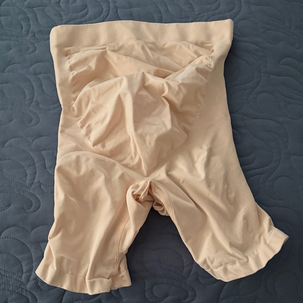 Skims maternity 2x/3x Shapewear Shorts